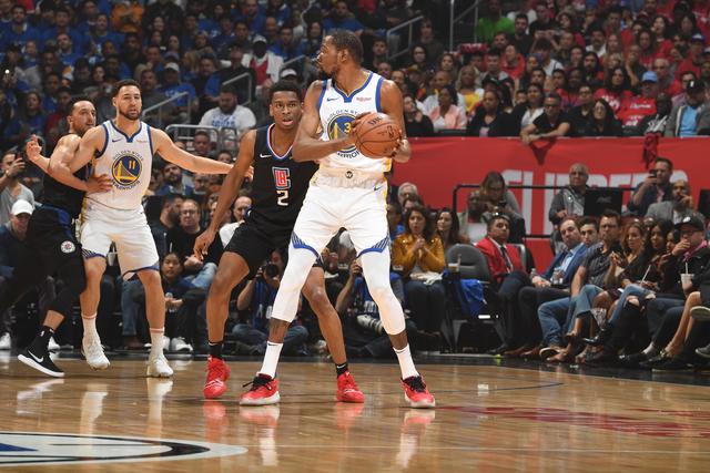 锡安仅4分鹈鹕大胜热火 康利21分森林狼克骑士